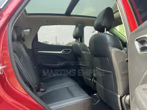 MG ZS 2018 Red