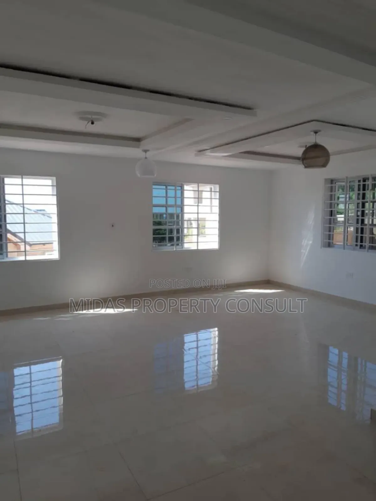 3bdrm House in Kwabenya for sale