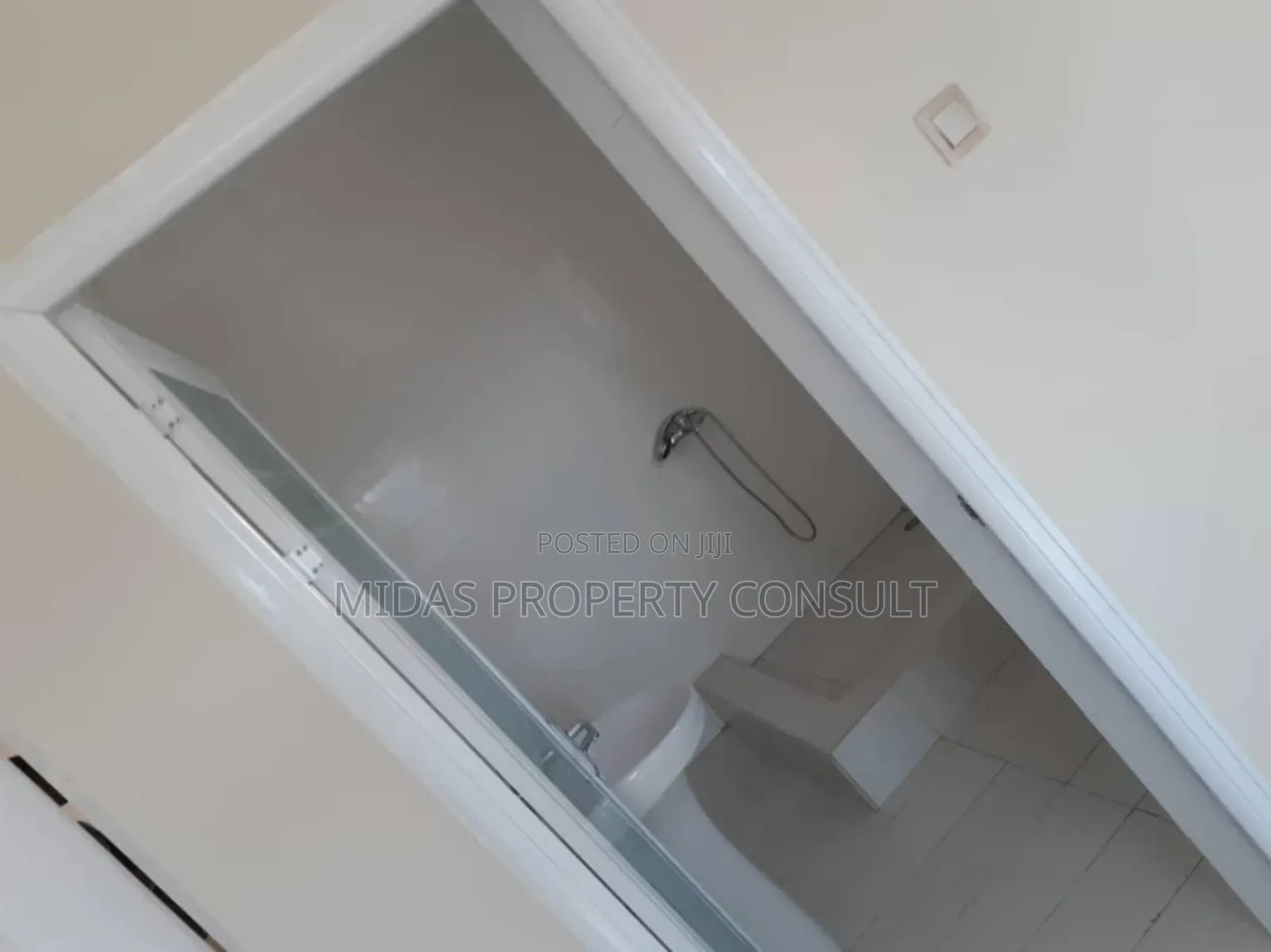 3bdrm House in Kwabenya for sale