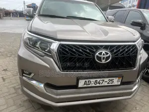 Toyota Land Cruiser Prado 2.8 2018 Gray