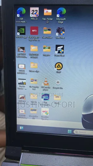 Laptop 16GB Intel Core I7 SSHD+SSD 1.5T