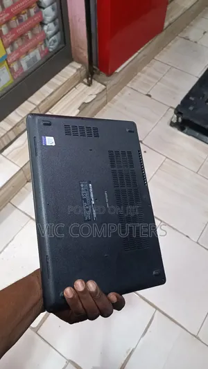 Laptop Dell Latitude 14 5480 8GB Intel Core I5 HDD+SSD 256GB
