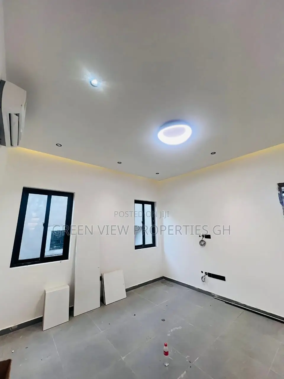 4bdrm Duplex in Ghana Flag for sale