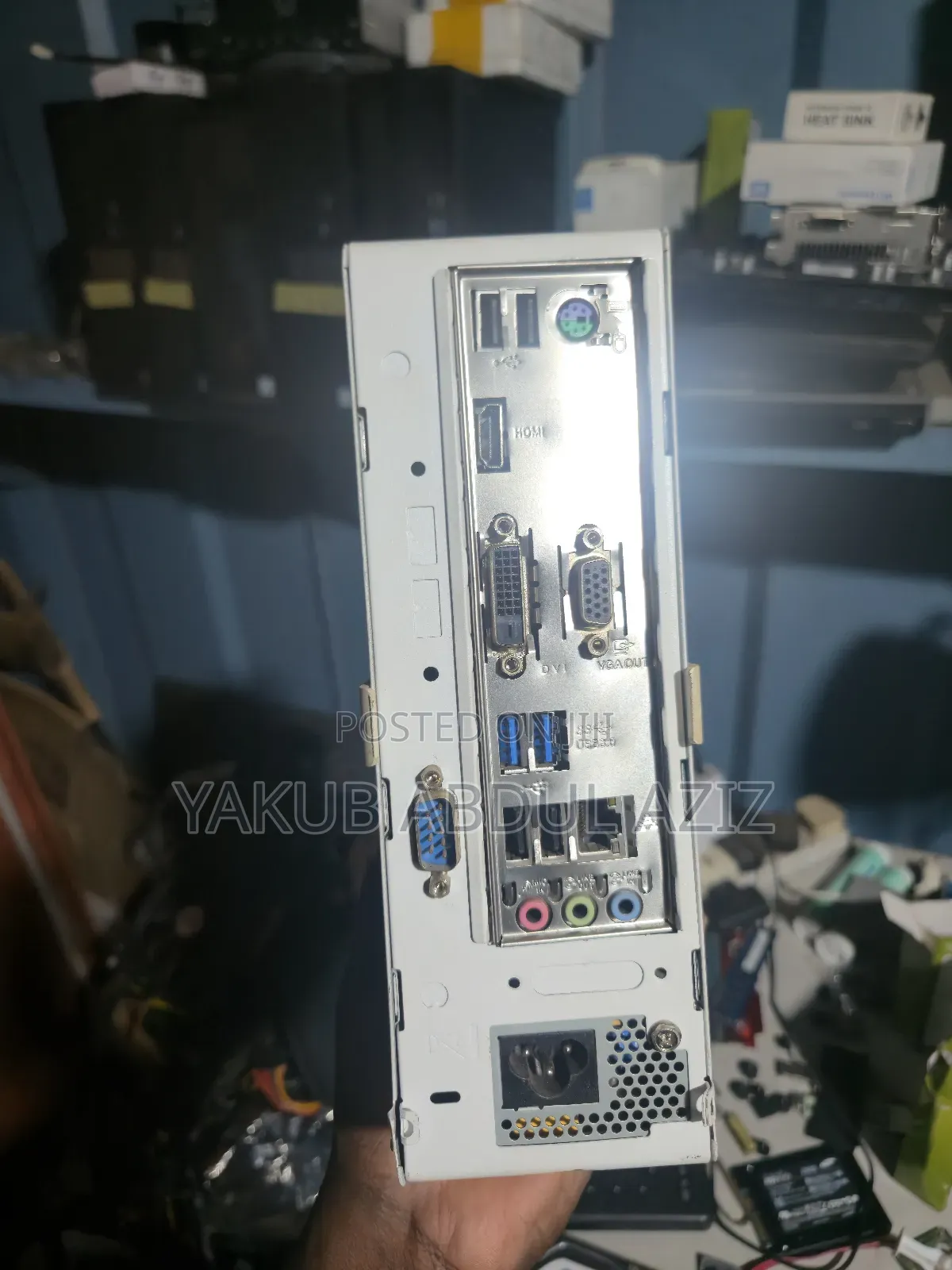 Desktop Computer Asus 4GB Intel Core i3 HDD 500GB
