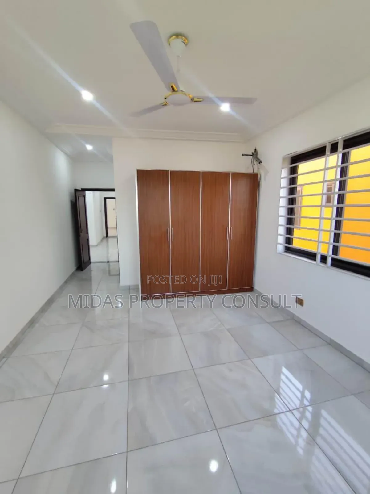 3bdrm House in Ashaley Botwe for sale