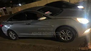 Hyundai Sonata GLS Sedan FWD (2.4L 4cyl 5A) 2010 Silver