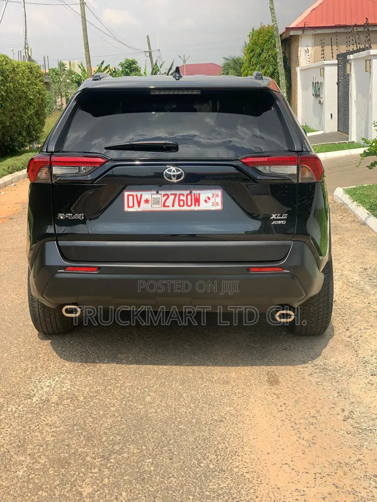 Toyota RAV4 XLE AWD 2019 Black