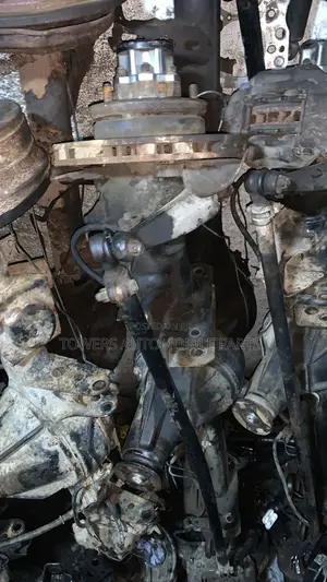 Landcruiser Trooper 100 , Pick Up Front and Back Axles Complete