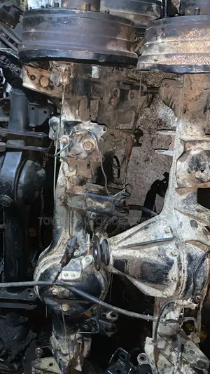 Landcruiser Trooper 100 , Pick Up Front and Back Axles Complete