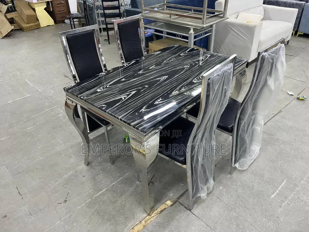 Quality Modern Glossy Marble Dining Set