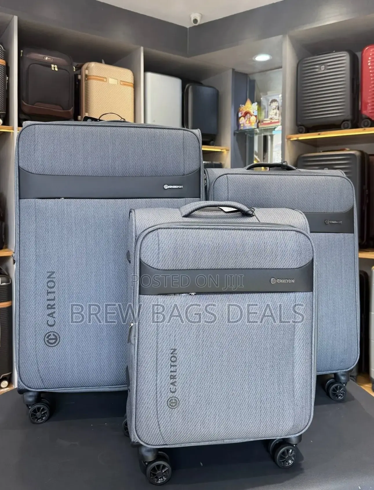 Quality Carlton London 3set Fabric Traveling Bag.