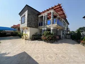 Furnished 6bdrm Apartment in Tabiri Off, Atwima Nwabiagya for sale