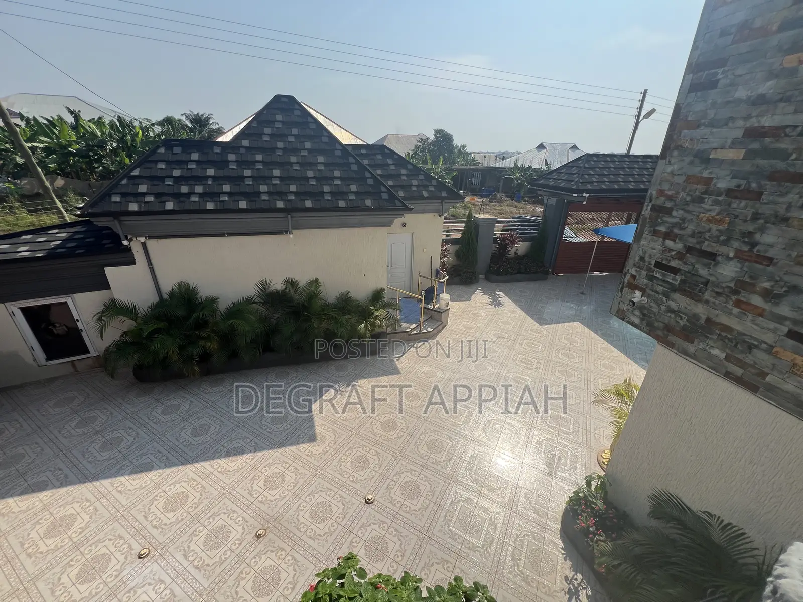 Furnished 6bdrm Apartment in Tabiri Off, Atwima Nwabiagya for sale