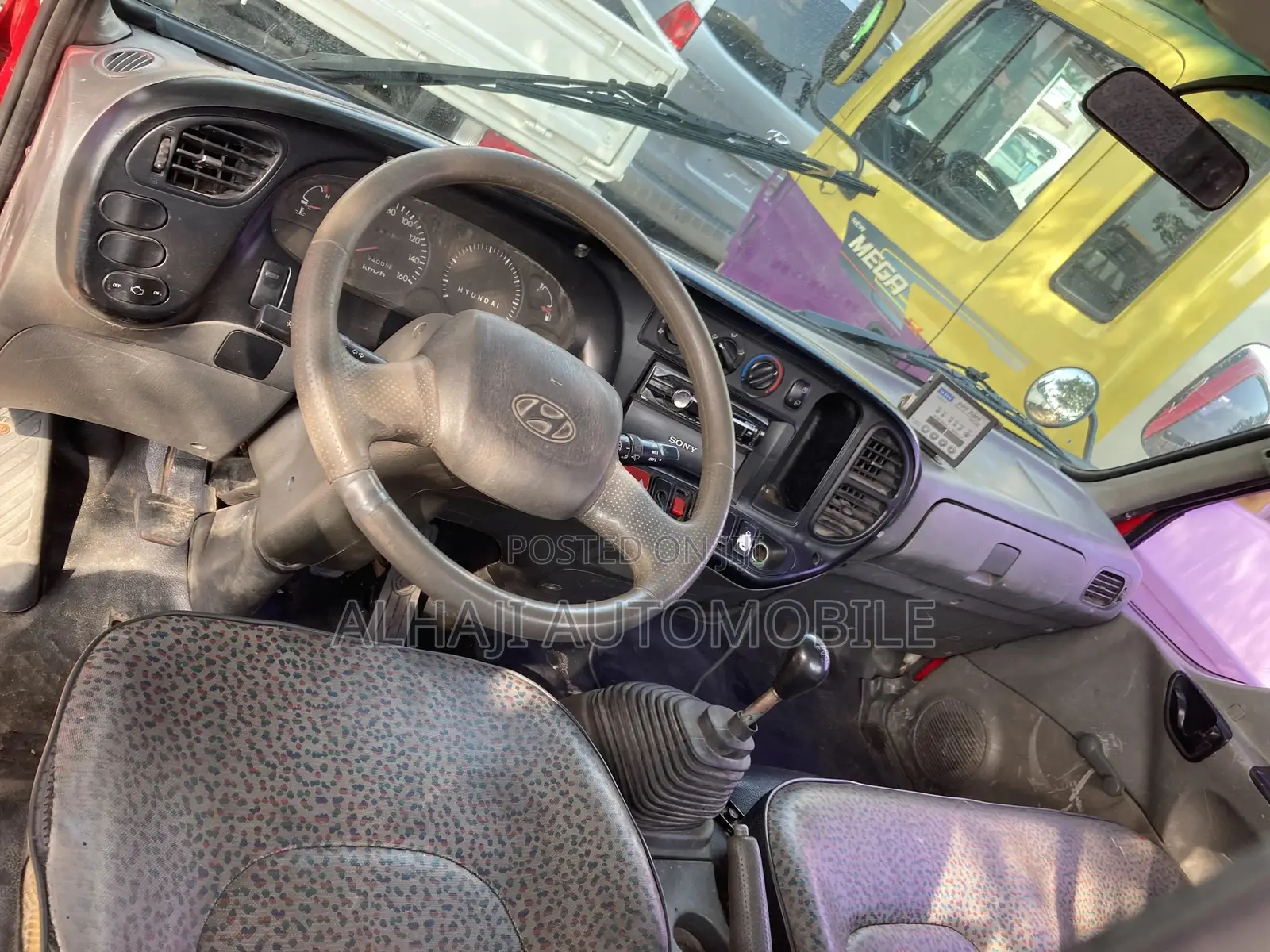 Hyundai Mighty 2