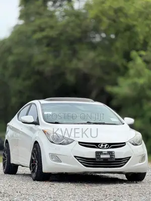 Hyundai Elantra Limited 4dr Sedan (1.8L 4cyl 6A) 2014 White