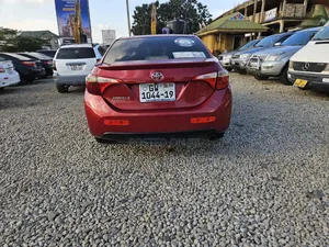 Toyota Corolla 2016 Red