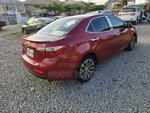 Toyota Corolla 2016 Red