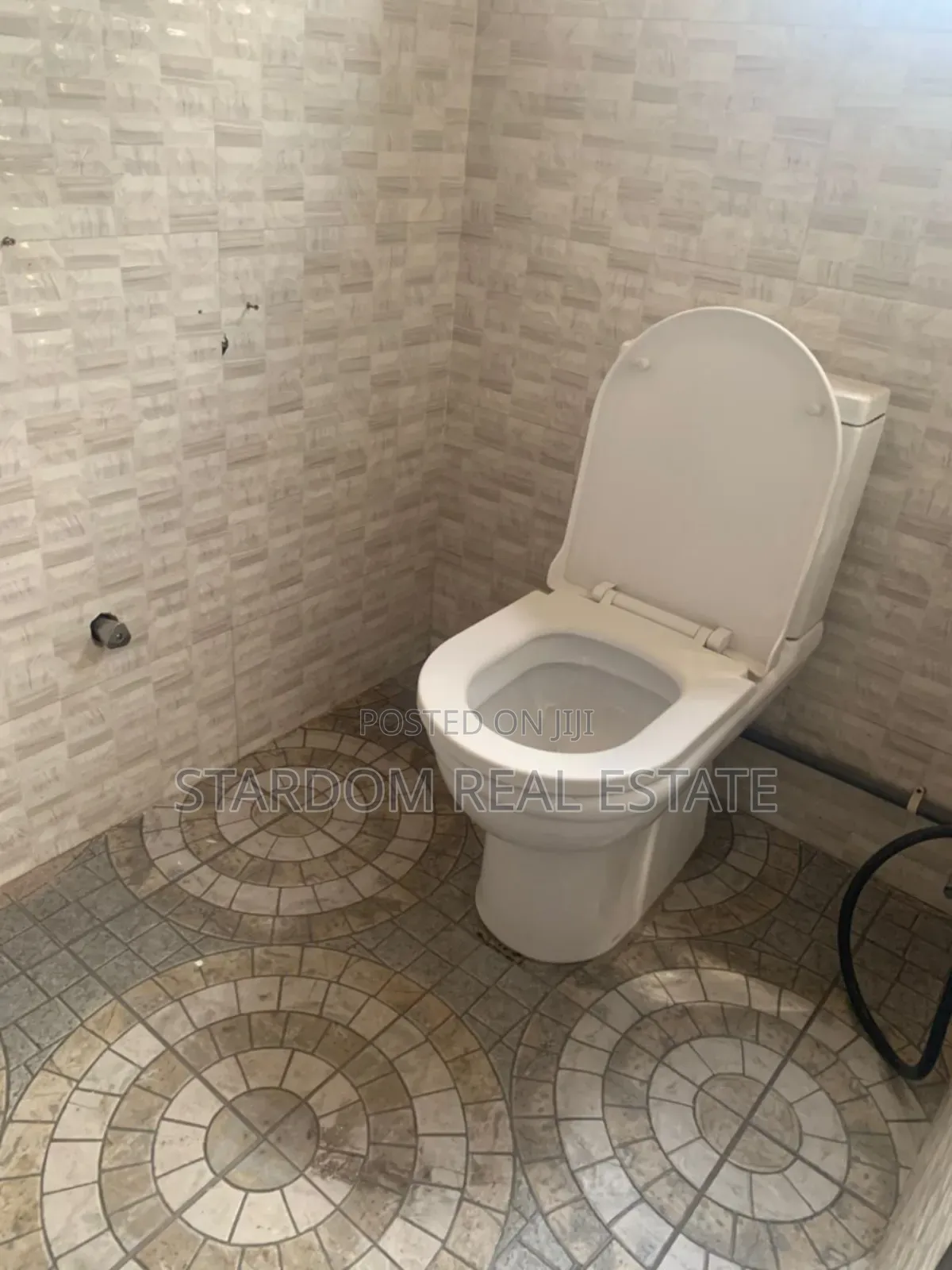 1bdrm Apartment in East Airport, Spintex for rent
