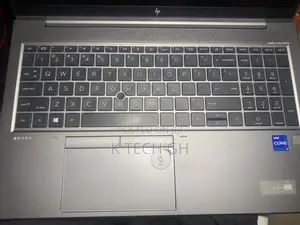 New Laptop HP ZBook Firefly G8 16GB Intel Core i7 SSD 512GB