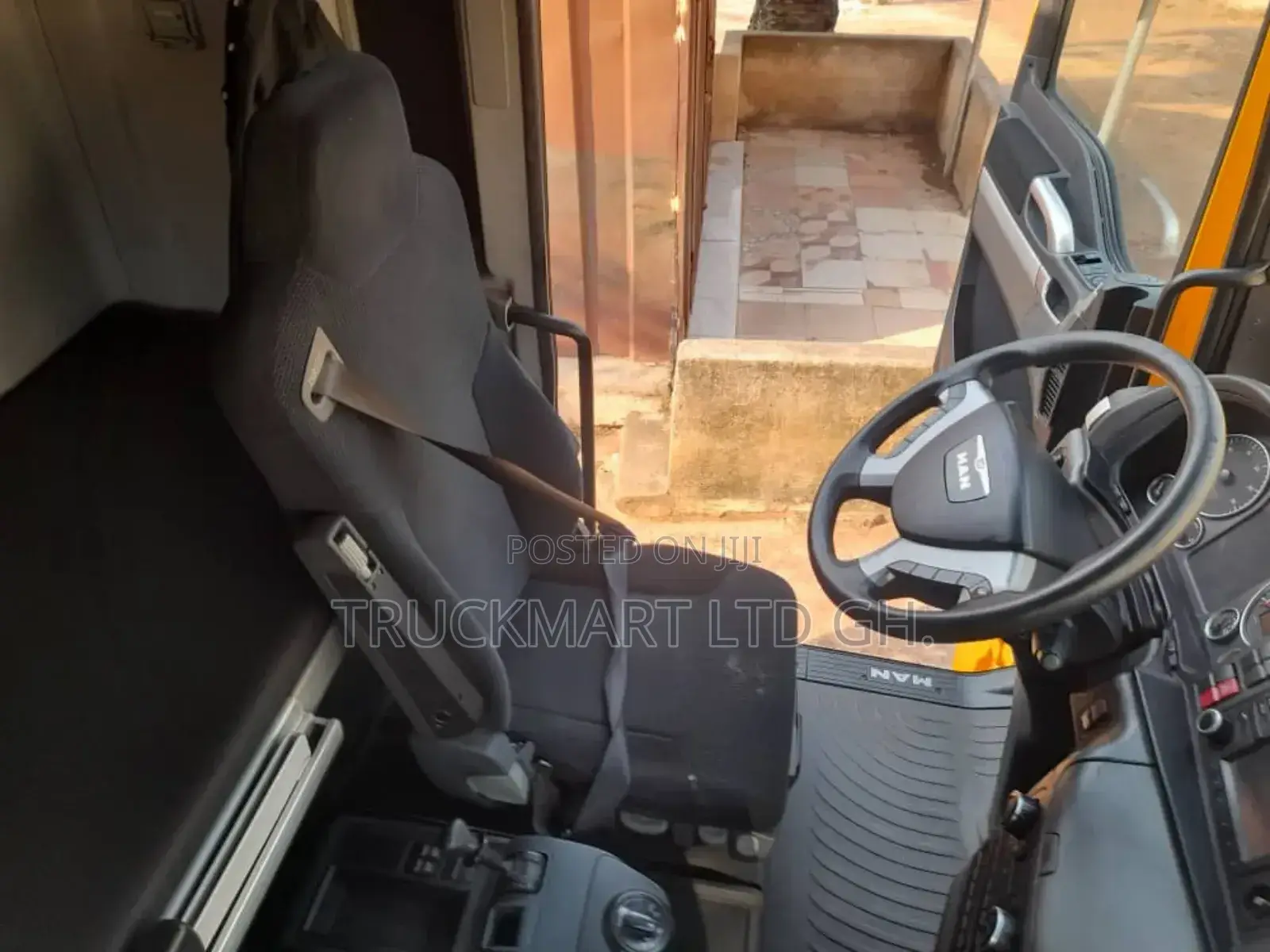 Man TGX 2015 Model Helper Axle