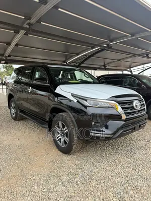 New Toyota Fortuner 2025 Black