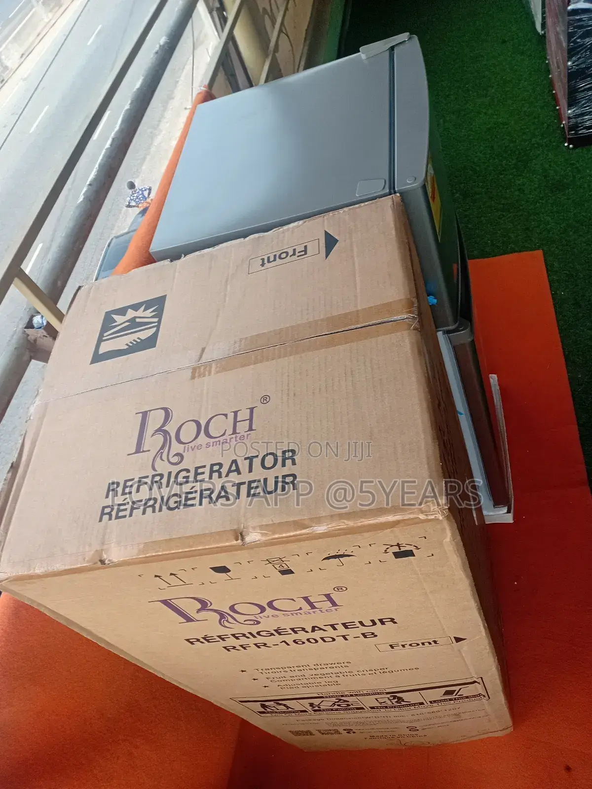 Durable Heavy-Duty Refrigerator, Energy-Efficient Refrigerator by Roch