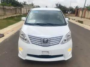 Toyota Alphard 2.4 Petrol FWD 2012 White