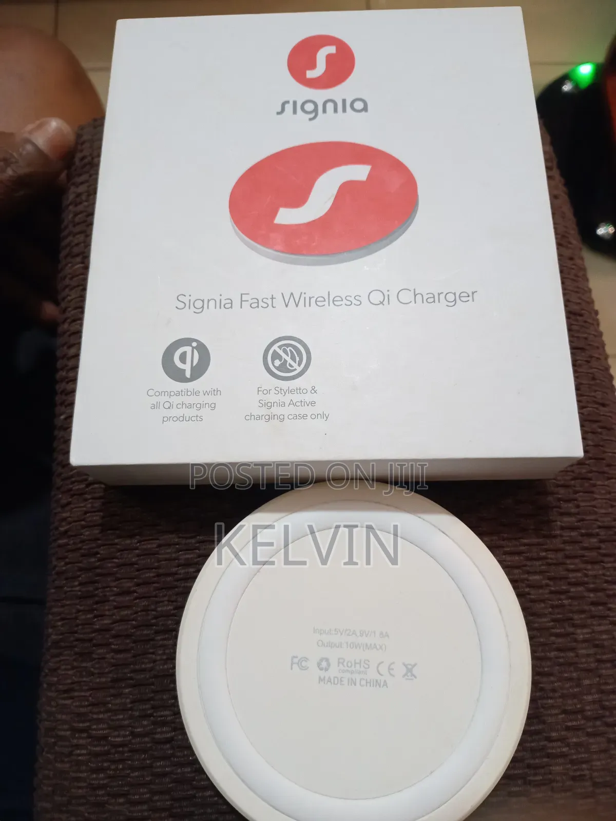 Home Used Fast Wireless Qi Charger for Phones
