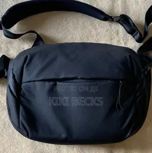 Compact Black Crossbody Camera Bag