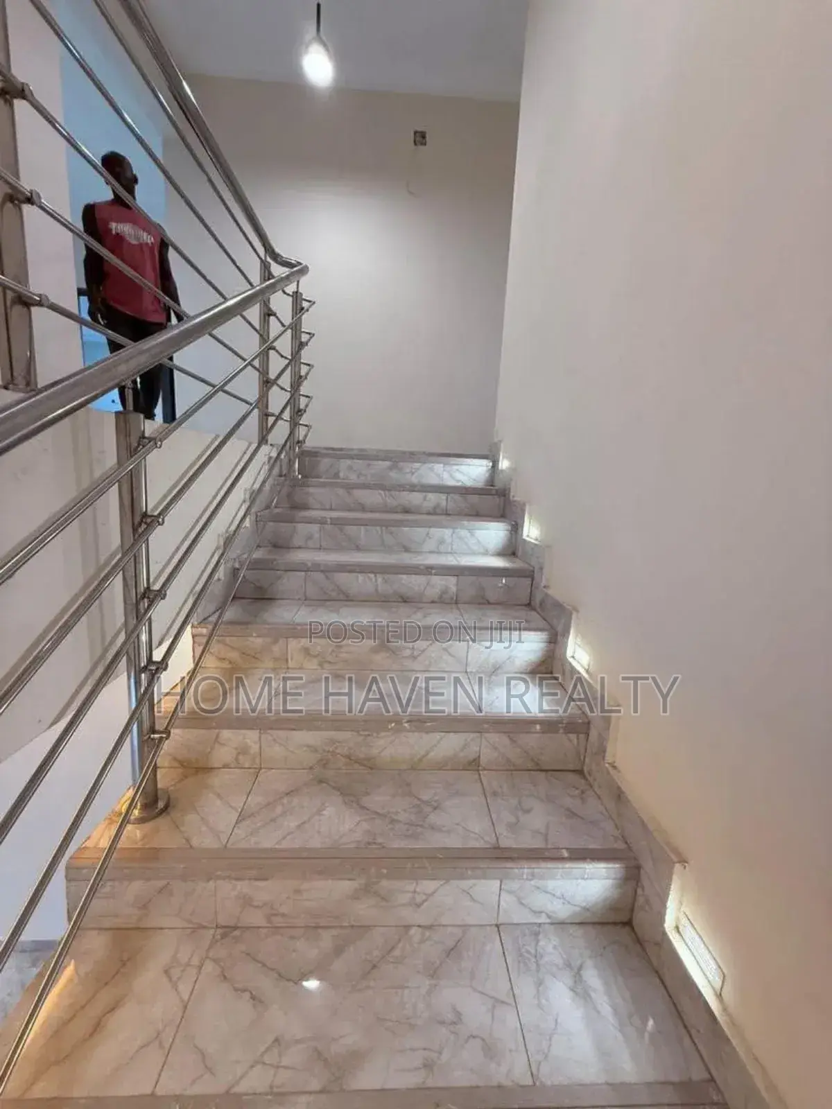 4bdrm House in Ashongman Estate for sale