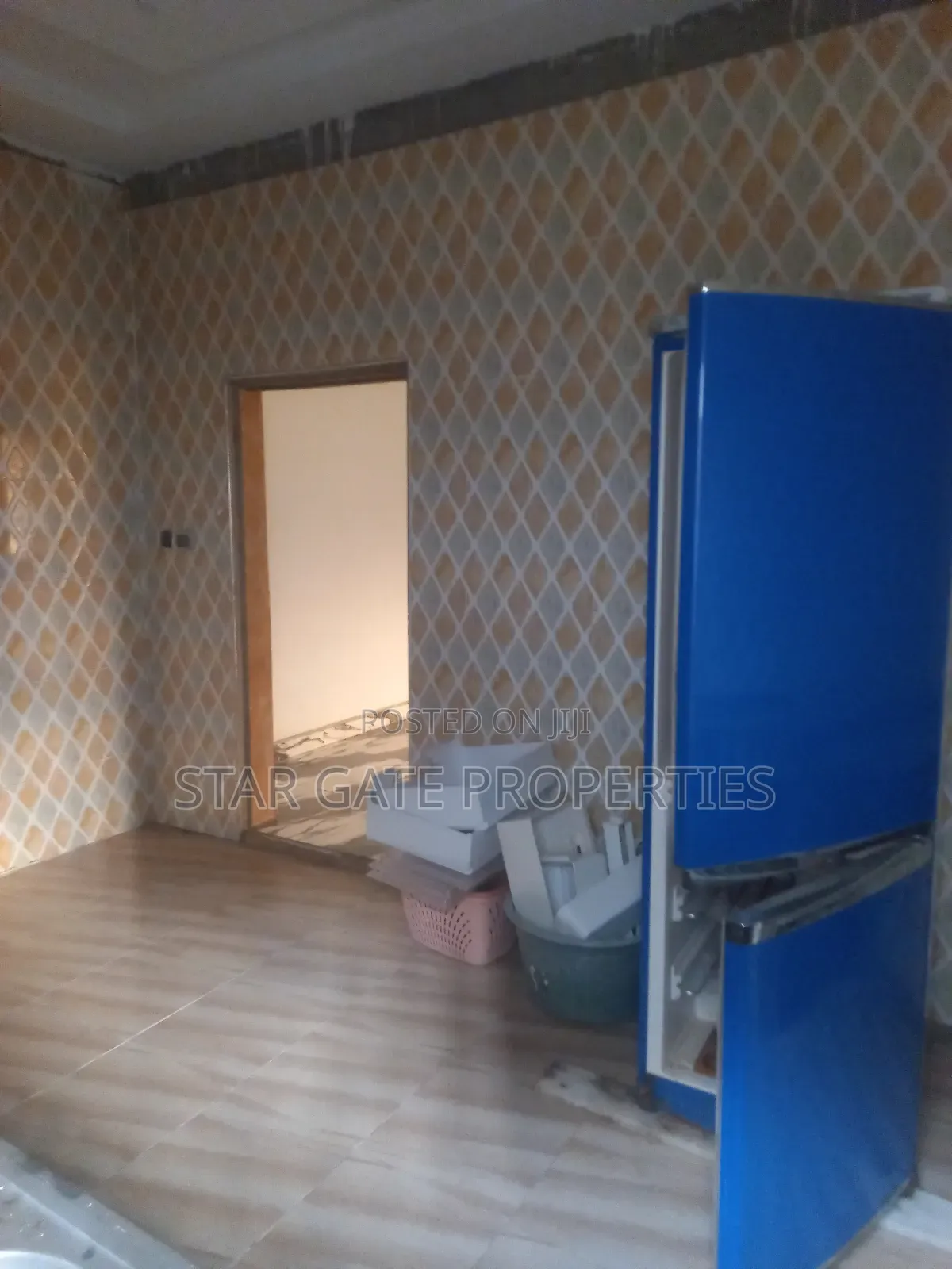 5bdrm House in Bosore Saaman, Kumasi Metropolitan for sale