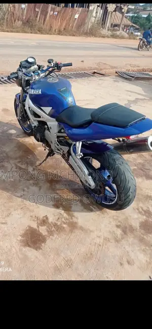 Yamaha R6 2020 Blue