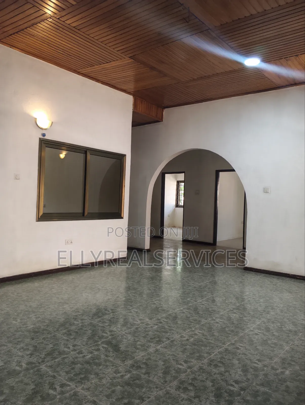 6bdrm House in Ellyrealservices, Adenta for rent