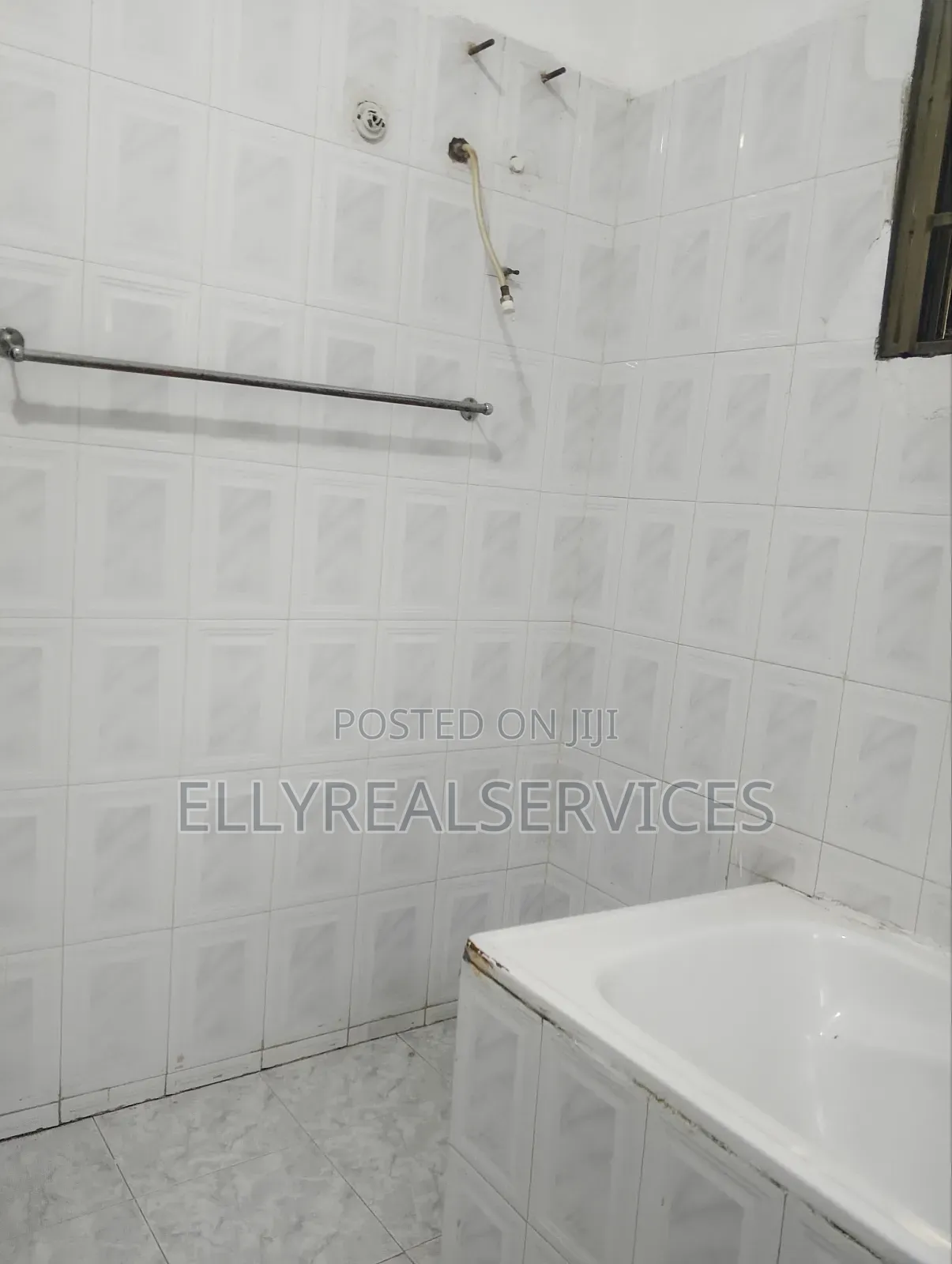 6bdrm House in Ellyrealservices, Adenta for rent
