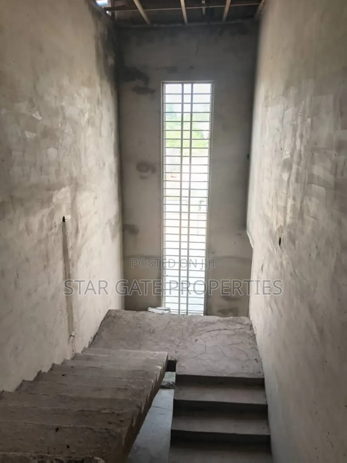 4bdrm House in Ejisu Bomfa for sale