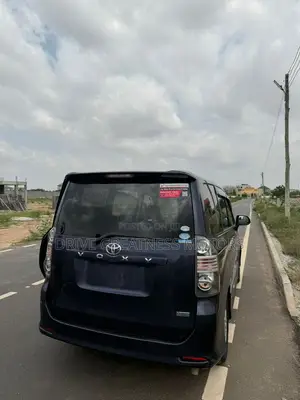 Toyota Voxy 2012 Black