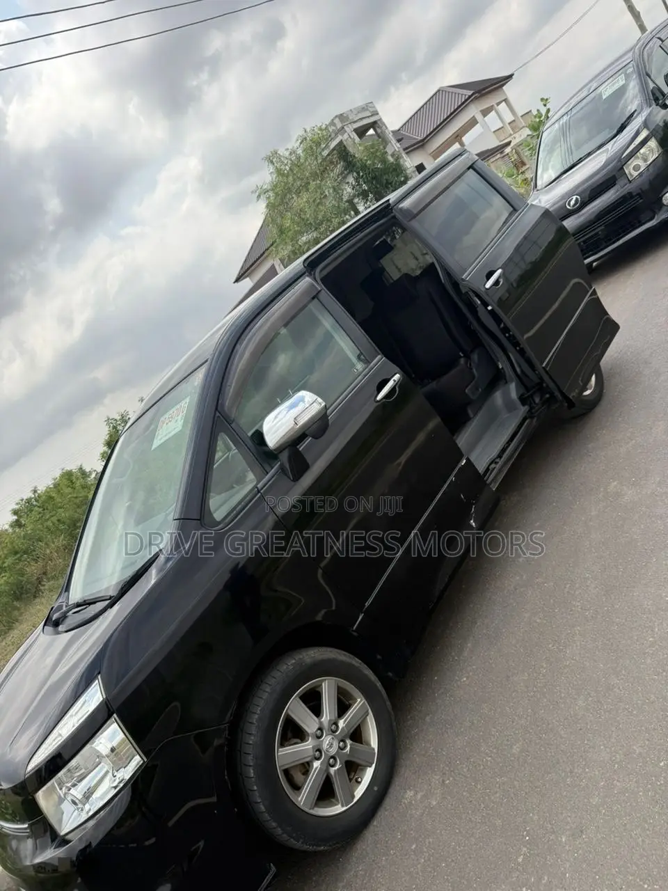 Toyota Voxy 2012 Black