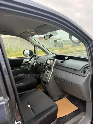 Toyota Voxy 2012 Black