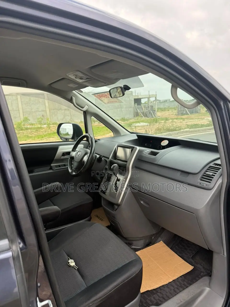 Toyota Voxy 2012 Black