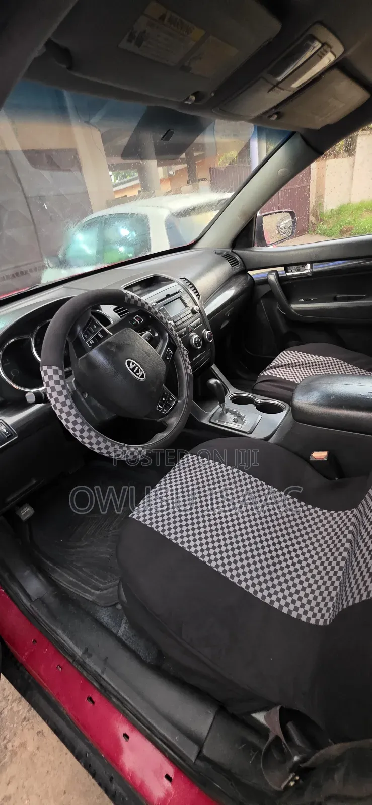 Kia Sorento LX 2011 Red