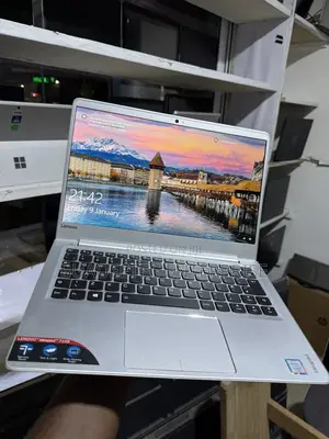 Laptop Advent 8GB Intel Core i5 SSD 256GB