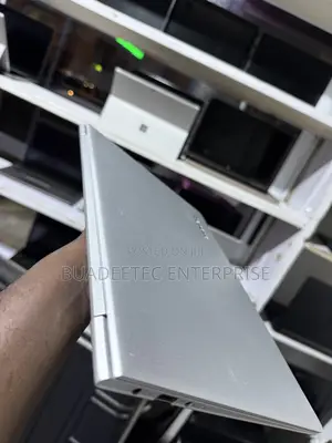 Laptop Advent 8GB Intel Core i5 SSD 256GB