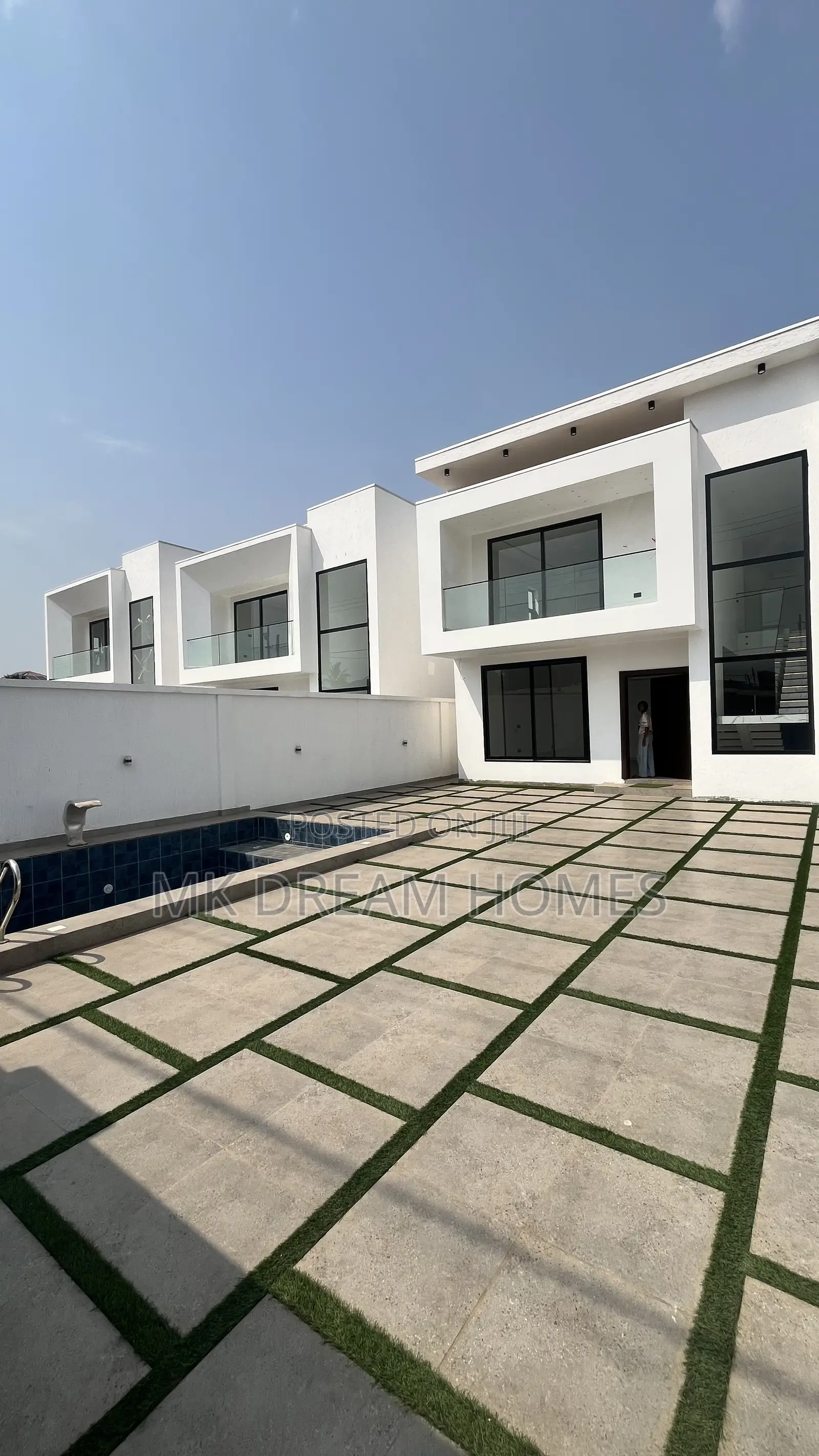 4bdrm House in Little Roses Area for sale