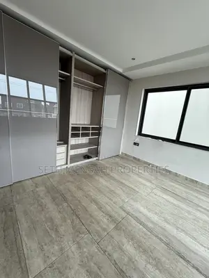 4bdrm House in Skm, A&C Mall Area for rent