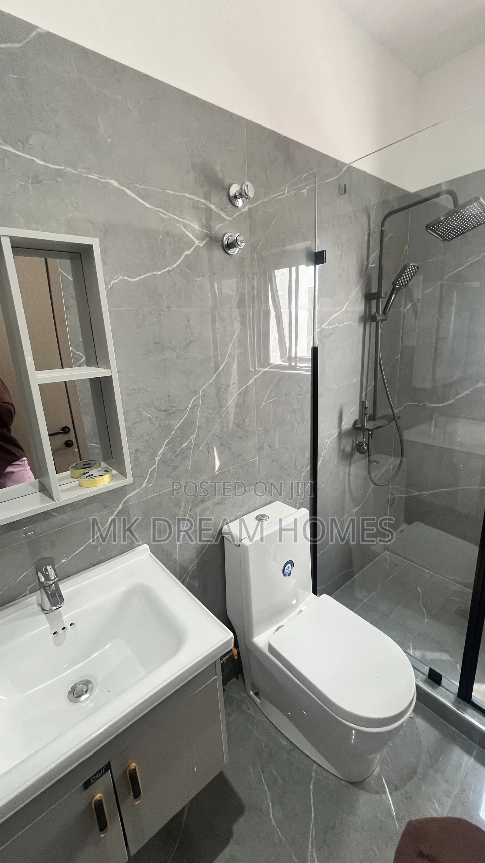 4bdrm House in Little Roses Area for sale