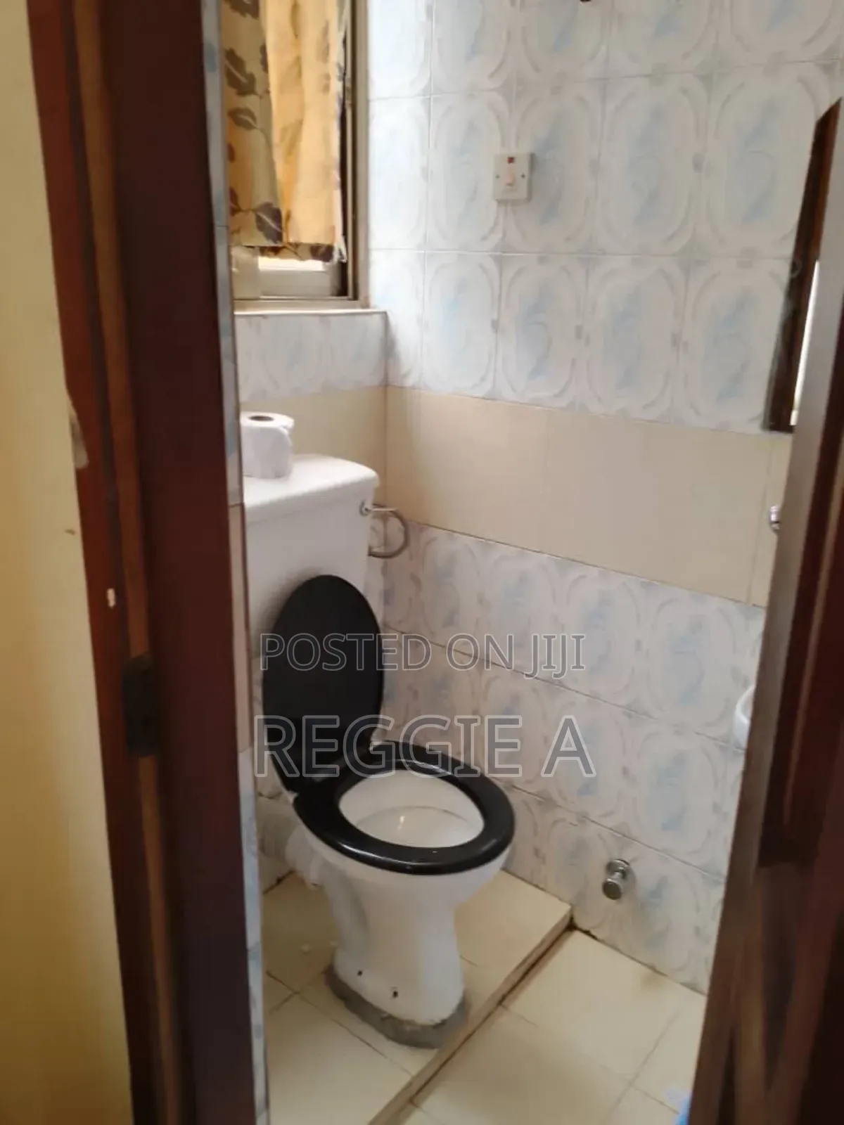 ¢150 a Day, Private Ensuite Bedroom in a Shared Flat