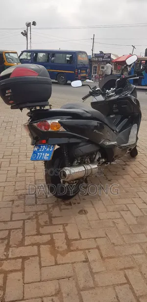 Honda Forza 2005 Black