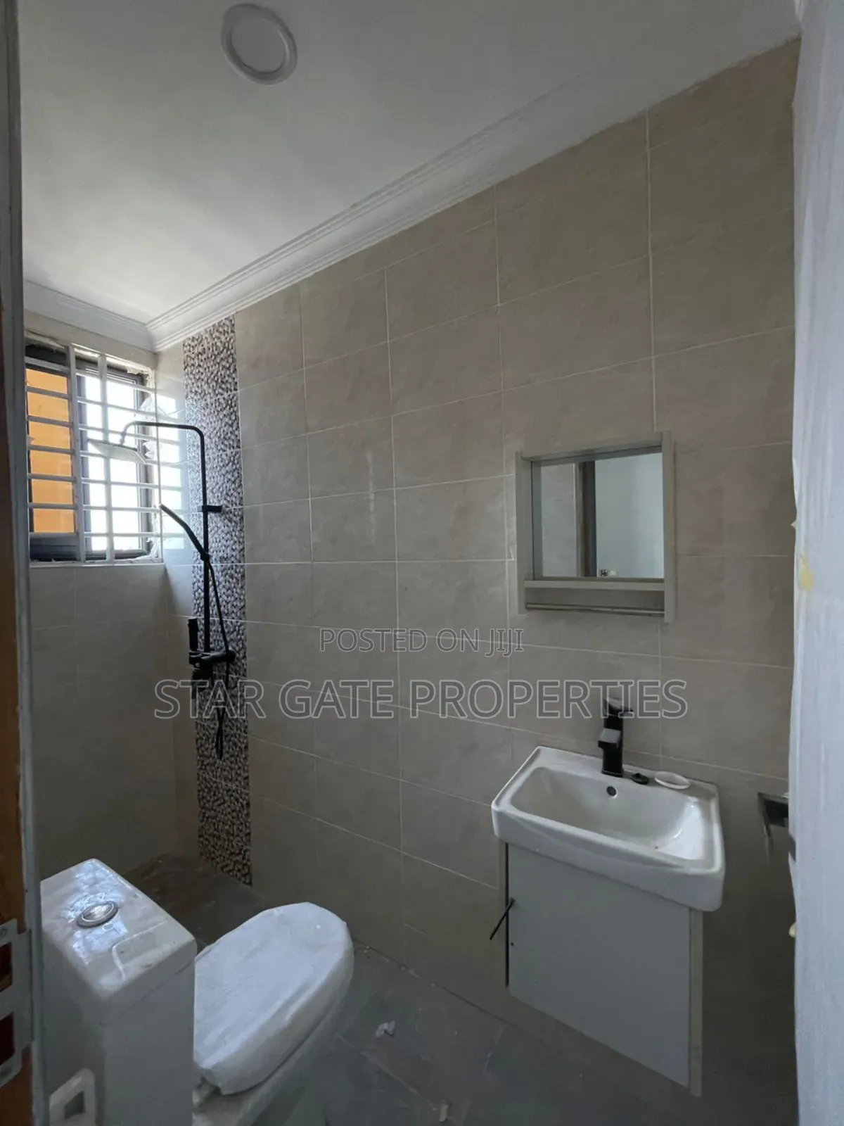 4bdrm House in Pakyi No 2 ( Santasi, Kumasi Metropolitan for sale