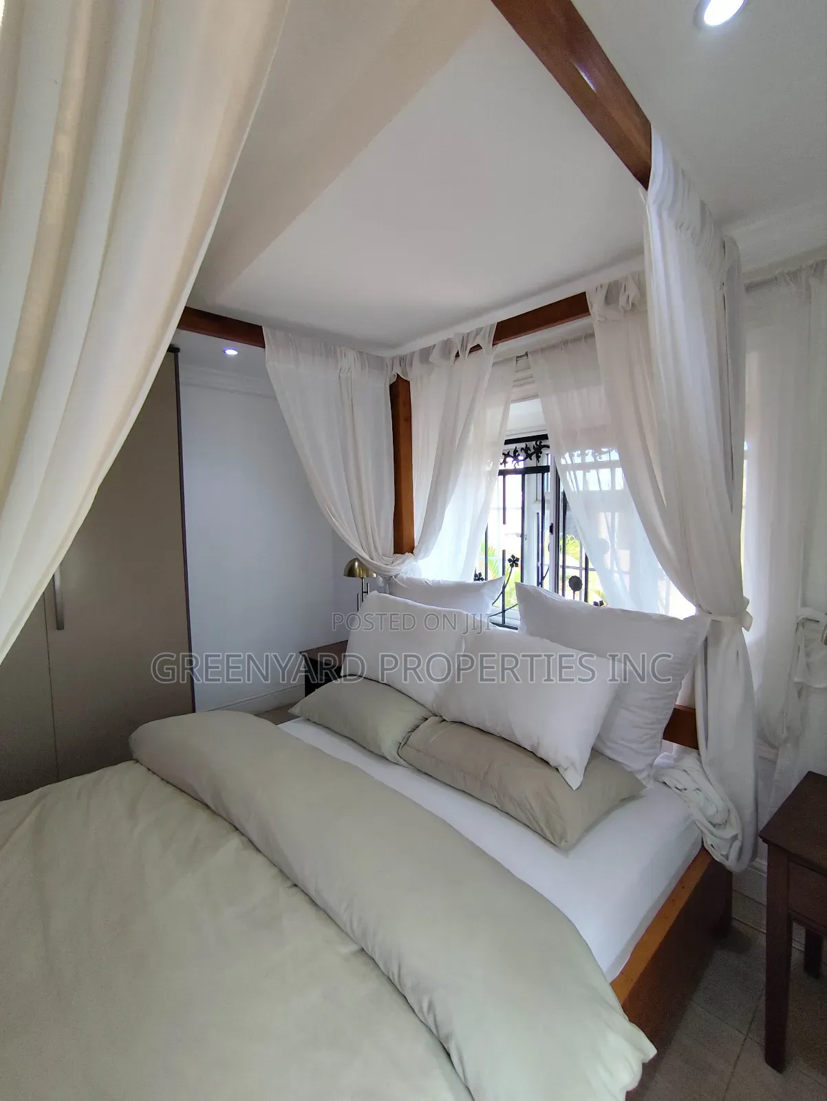 Furnished 13bdrm Apartment in Com 18, Lashibi for sale