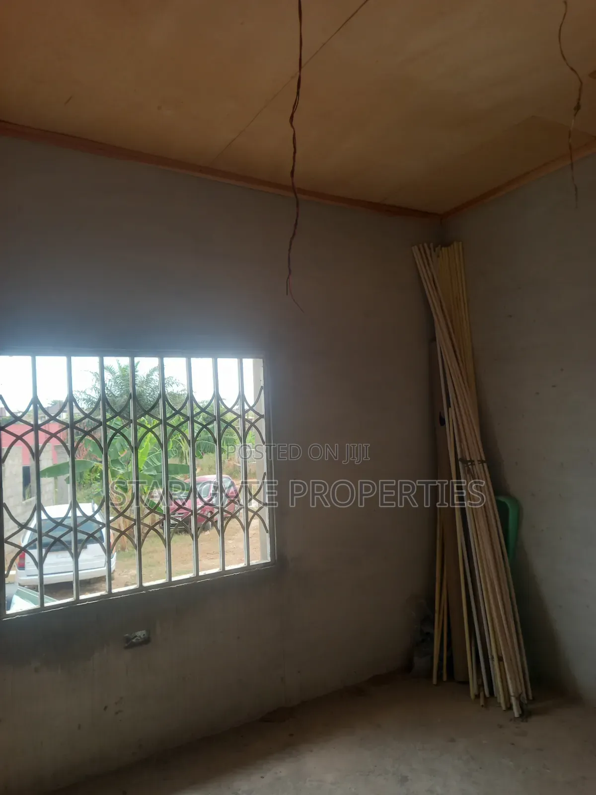 5bdrm House in Ejisu Manhyia for sale